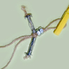 enfiler des tampons metalliques