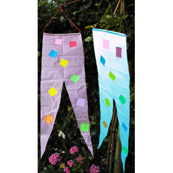 Bannières de chevalier en papier de soie