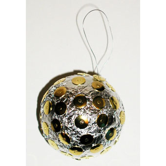 Boule de Noël punaise