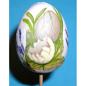 Oeuf de Pâques décoré