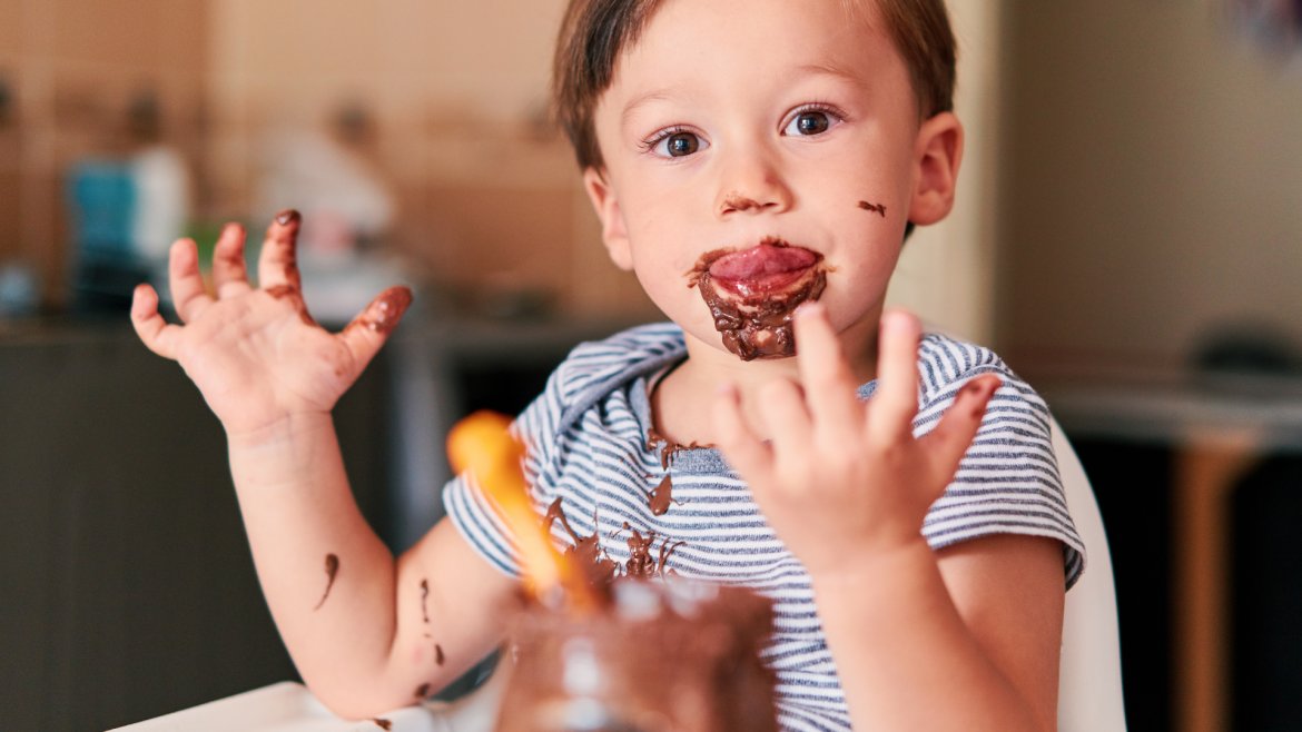Trop de chocolats à Pâques ? 7 idées simples pour limiter le sucre chez les enfants sans gâcher la fête