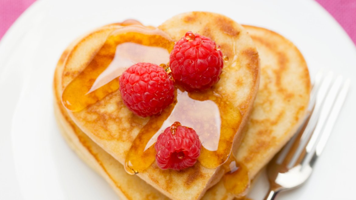 Vous avez préparé une délicieuse pate a crepe et vous cherchez une idée d'activité en plus pour fêter comme il se doit cette journée conviviale ? Coloriages, comptines, chansons, bricolages : r