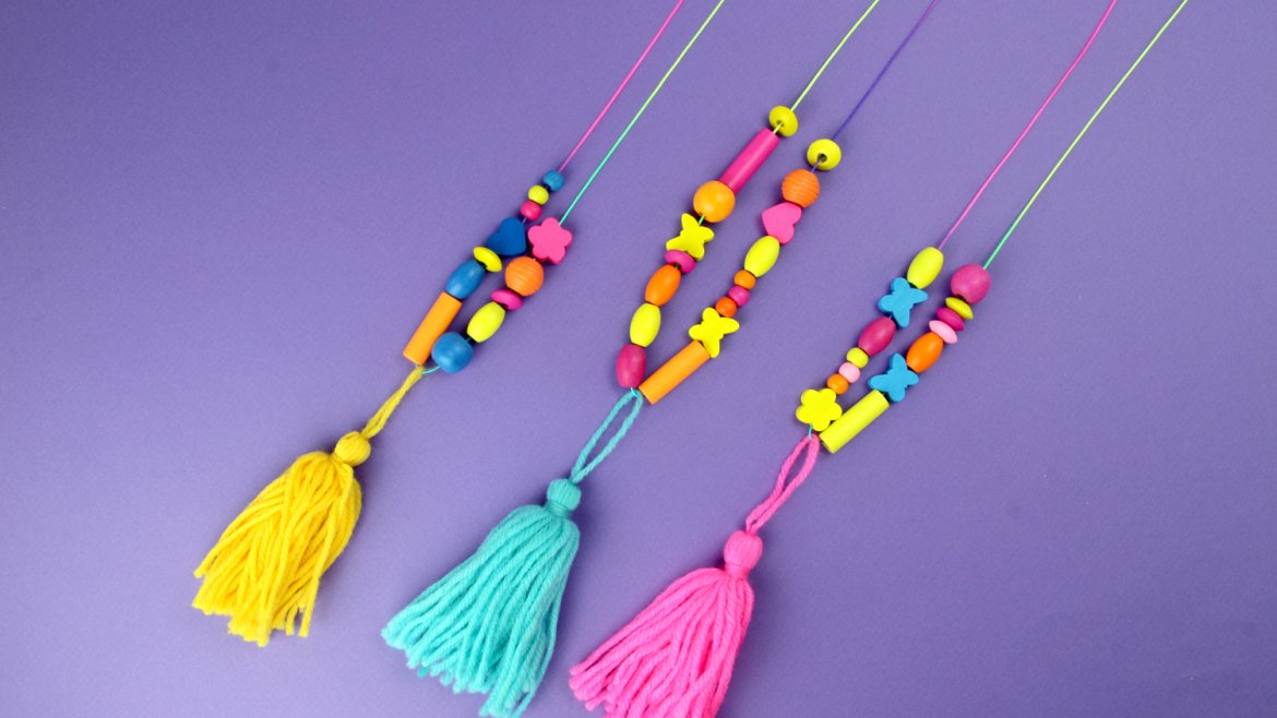 Collier sautoir arc-en-ciel