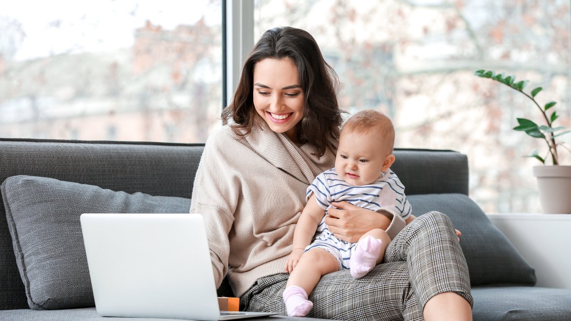 Si vous êtes jeune maman, découvrez 7 conseils pour adoucir le retour au travail après l'arrivée de bébé et vivre au mieux cette angoissante période que peuvent vivre les jeunes mamans.