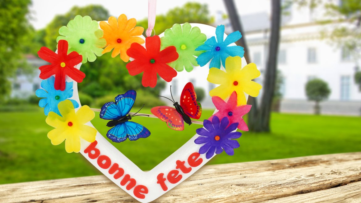 Couronne de fleurs pour la fête des mères