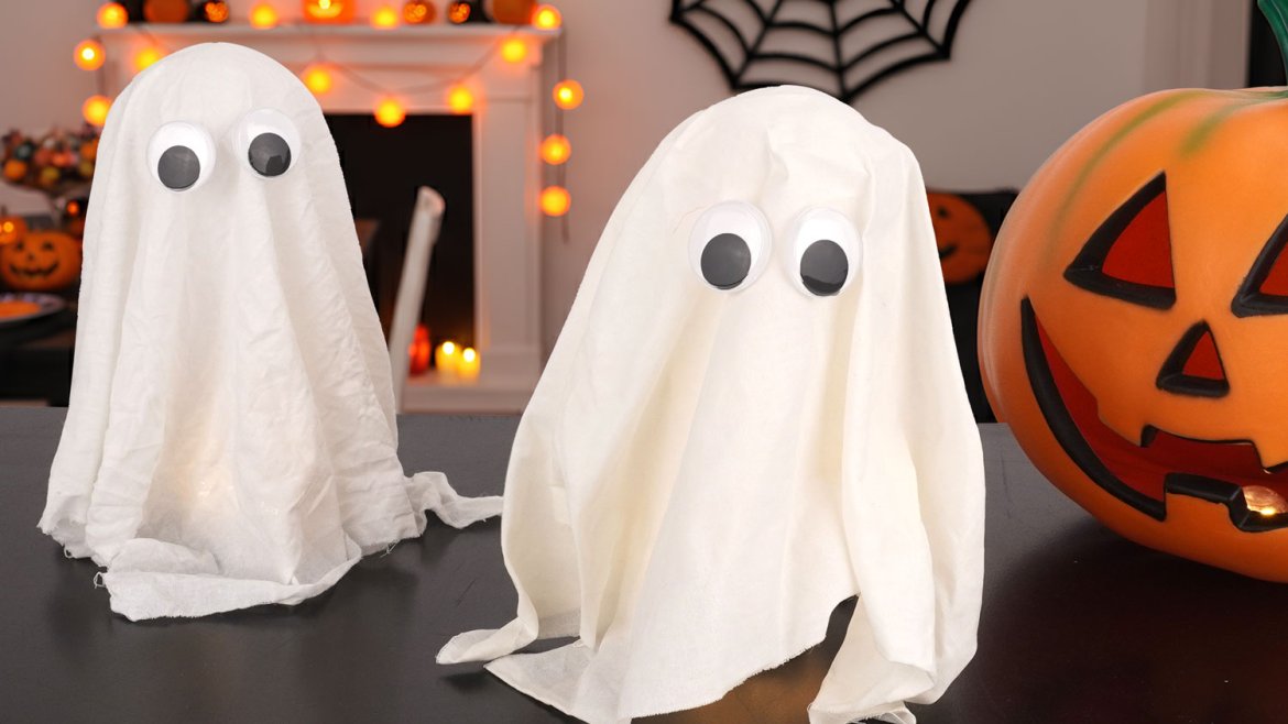 Fantômes lumineux avec du tissu