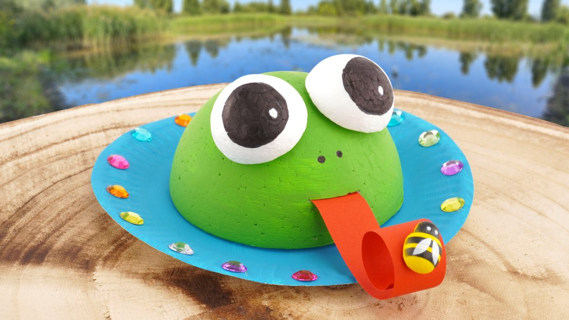 La grenouille sort de l'eau