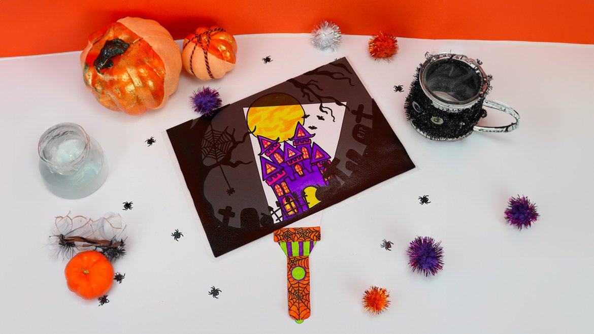 La maison hantée et la lampe magique est un bricolage d' Halloween très drôle ! Laissez-les dessiner une scène d'Halloween afin qu'ils puissent l'explorer grâce à leur lampe torche. Découvrez o