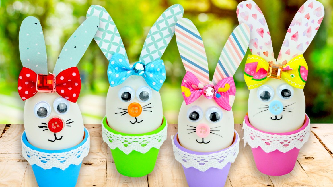 Lapin de Pâques dans son pot en terre cuite