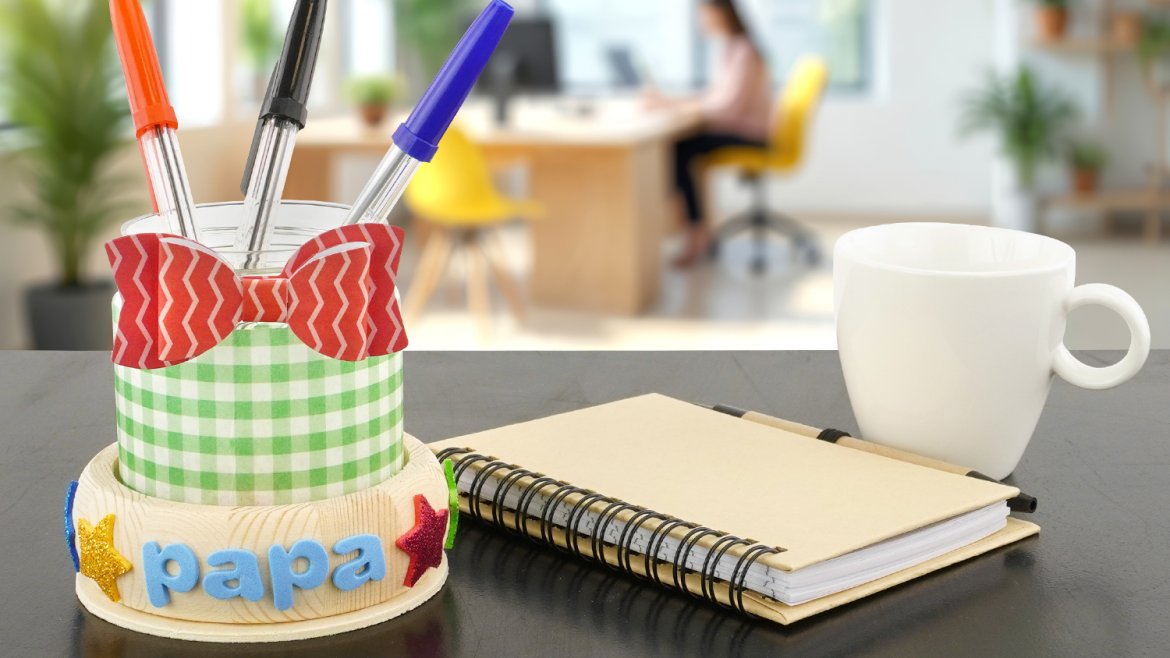 Fabriquez un joli pot à crayons pour la fête des pères avec cette activité facile dès 3 ans ! Un cadeau utile et personnalisé à découvrir sur le site.