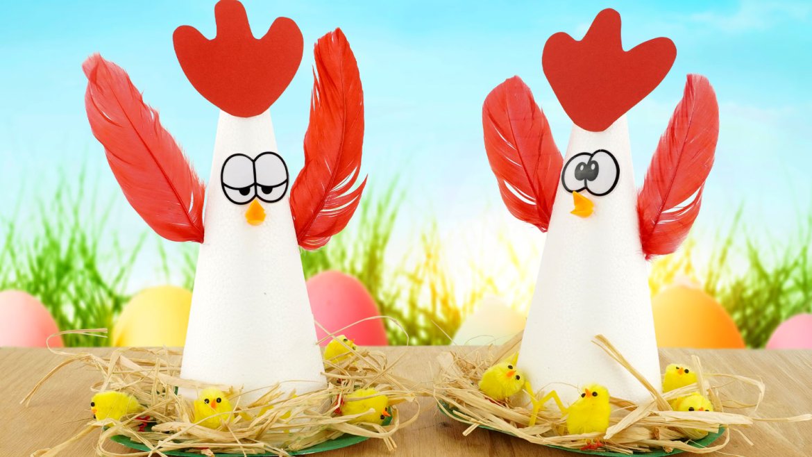 Poule de Pâques avec ses petits