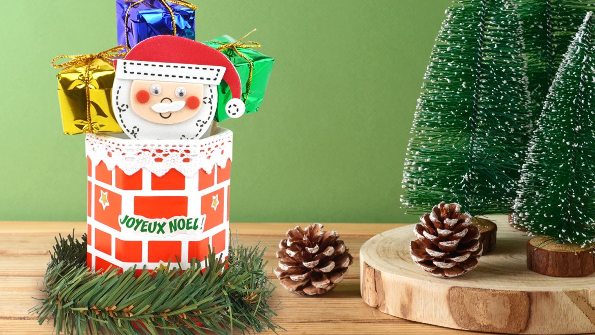 Père Noël dans la cheminée
