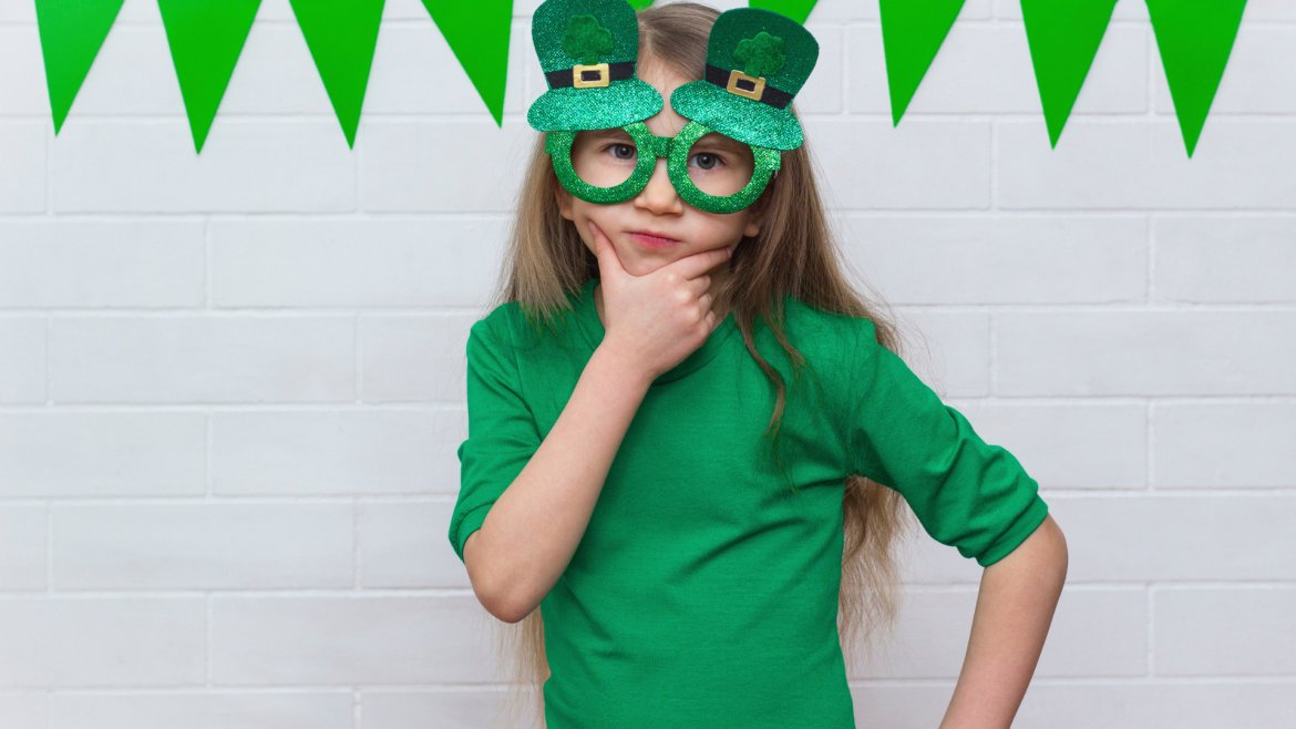 La saint Patrick tombe le 17 mars. On l’oublie souvent, mais la saint Patrick est une fête catholique avant d’être une fête irlandaise. La saint Patrick est la fête nationale irlandaise. Elle