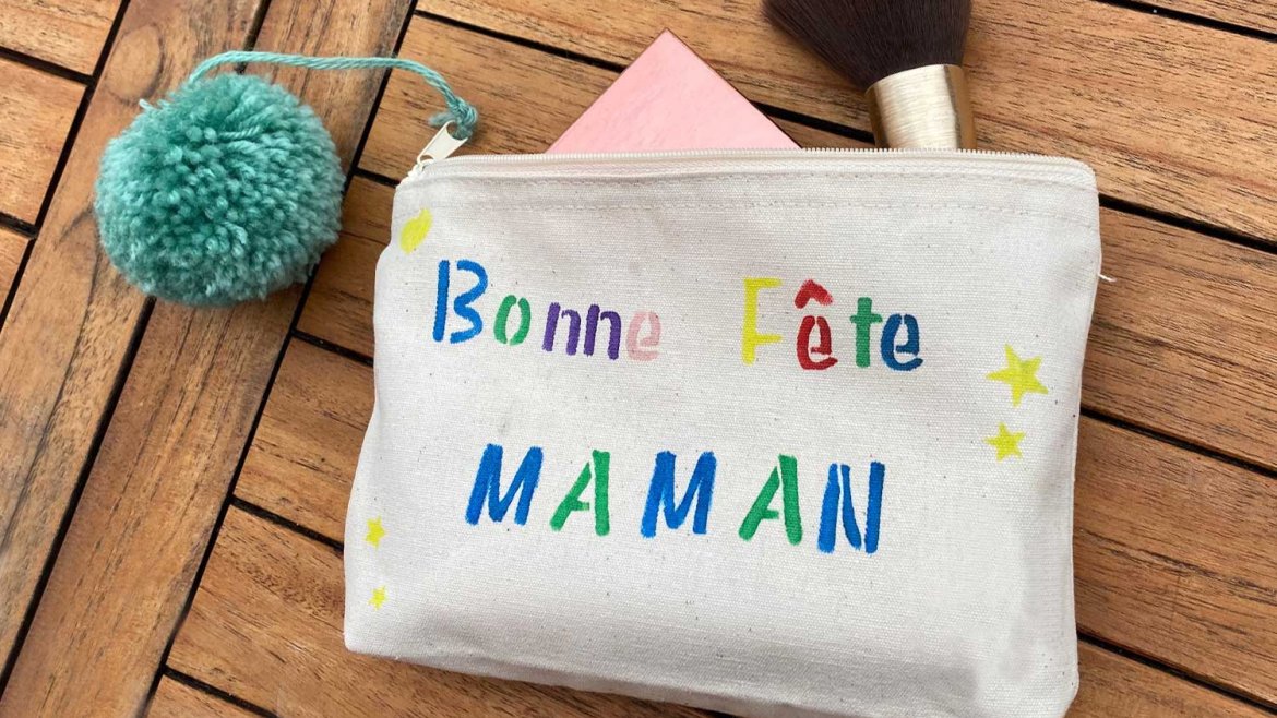 Trousse de maquillage "Bonne fête maman"