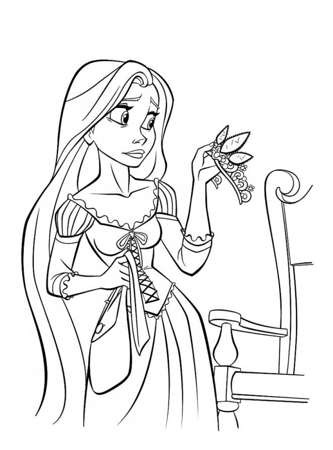 Raiponce et son diadème de princesse