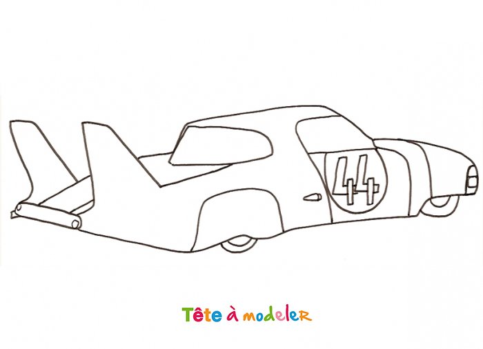 Voiture de course à colorier dessin 5