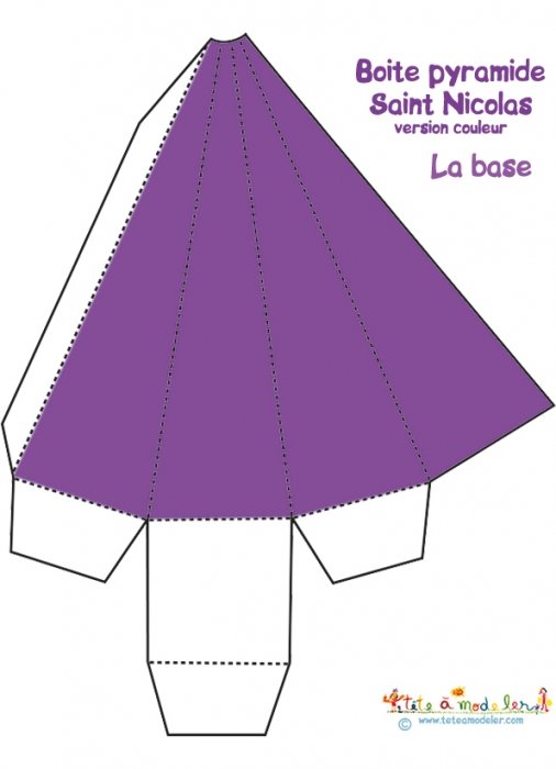 Saint Nicolas pyramide violet
