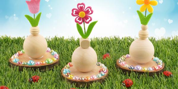 ?️Retrouvez un tuto pour apprendre à fabriquer un joli petit vase avec des perles en bois?