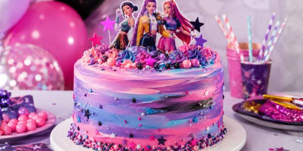 Anniversaire KPop Demon Hunters : comment faire un gâteau facile aux couleurs du film