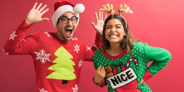 Le jour du pull moche de Noël est de plus en plus fêté en France, mais d'où vient cette tradition ? Explications sur les origines du pull moche de Noël