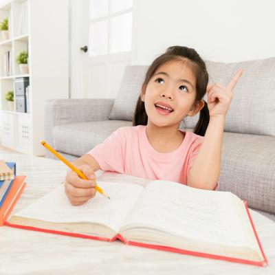 Imprimez des dictées CM2 gratuites. Parfait pour améliorer l'orthographe en s'amusant !
