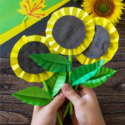Fabriquez un tournesol en papier : Guide pas à pas