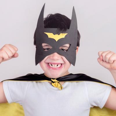 Masques prêts à imprimer pour le déguisement et le jeu des enfants. Les masques sont à imprimer, à découper et c'est prêt ! Des masques colorés pour les filles et les garçons à faire en moins d'1/4 d'