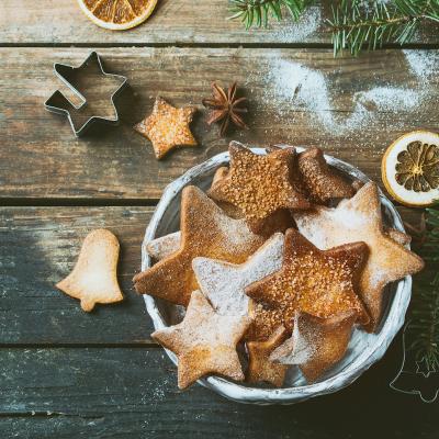 recette enfant illustrée pour faire des sablés. Une recette de sablés parfumés aux épices. Une recette de sablés à faire avec votre enfant pour lui faire découvrir de
