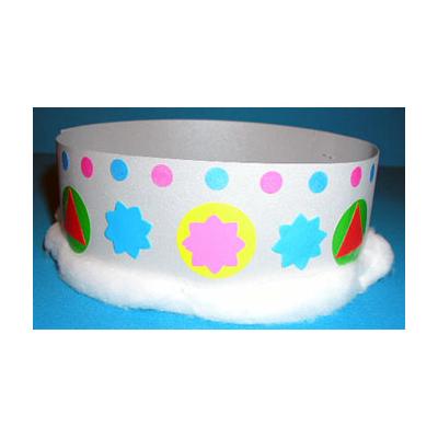 couronne de roi décorée de gommettes