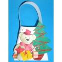 Fabriquer un panier de Noël décoré de motifs découpés