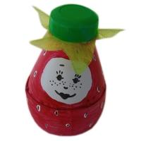 Madame fraise en plastique