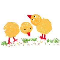 Peindre des poussins aux doigts
