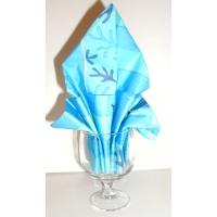 Pliage serviette dans le verre
