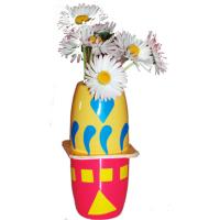 Vase petits suisses d&eacute;cor&eacute; de gommettes