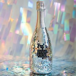 Comment fabriquer une bouteille disco pour le Nouvel An