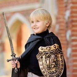 Anniversaire de chevalier : pour vous aider à organiser un anniversaire de CHEVALIER, Tête à modeler vous propose une sélection d'idées, de déguisement, de cartes d'invitation, de g&acir