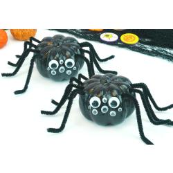 Araignée avec une citrouille en polystyrène