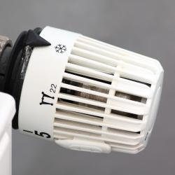 Aérer c’est bien, mais cela ne doit pas se faire au détriment de la planète, avant d’aérer il faut éteindre le chauffage. Laisser le chauffage allumé entraîne