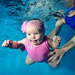 Bébé nageur
