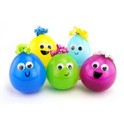 Réalisez de drôles de personnages culbuto en utilisant simplement un ballon, une bille et quelques accessoires ! Une activité festive, colorée et pleine de rebondissements, idéale pour animer un après