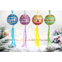 Personnaliser des boules de Noël avec des mosaïques | Tête à modeler