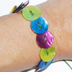 Fabriquer un bracelet boutons