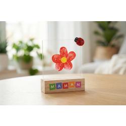Cadre fleur avec les empreintes de doigt