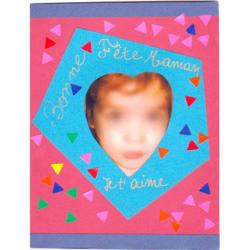 Une jolie carte pour la fête des mères.... c'est tout bête à réaliser et les enfants aimeront beaucoup réaliser ce cadeau de fête des mères pour leur maman. Une carte de