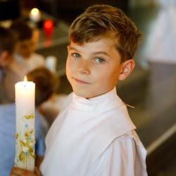 Des idées pour préparer la communion, les dragées de la communion, le repas de communion. La communion de votre enfant approche et vous ne savez pas encore quelle solution adopter pour présenter les d