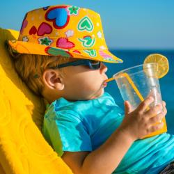 Ces fiches de synthèse vous aideront à mieux comprendre les symptomes et les maladies de votre enfant. Avec la rentrée scolaire les poux sont de retour et ils n'épargnent aucune classe de la maternell