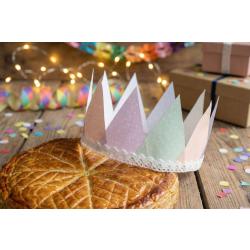 Fabriquer une couronne avec du papier