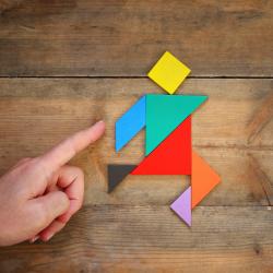 Un tangram coloré à imprimer avec ses modèles