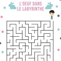 Un Jeu de labyrinthe de niveau facile où il faut aider les enfants à retrouver leur oeufs en chocolat de Pâques