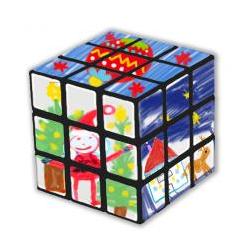 Des idées expliquées et illustrées pour réaliser des petits jouets de Noël ou pour Noël. Des idées simples de bricolage pour attendre l'arrivée du Père Noël. Des jouets animés aux cubes de Noël, retro